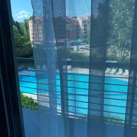 Apartment Two-room Sunny For 4 People *